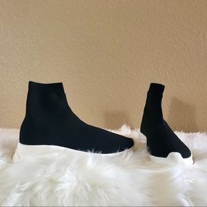 Steve Madden Bitten Sock Sneakers